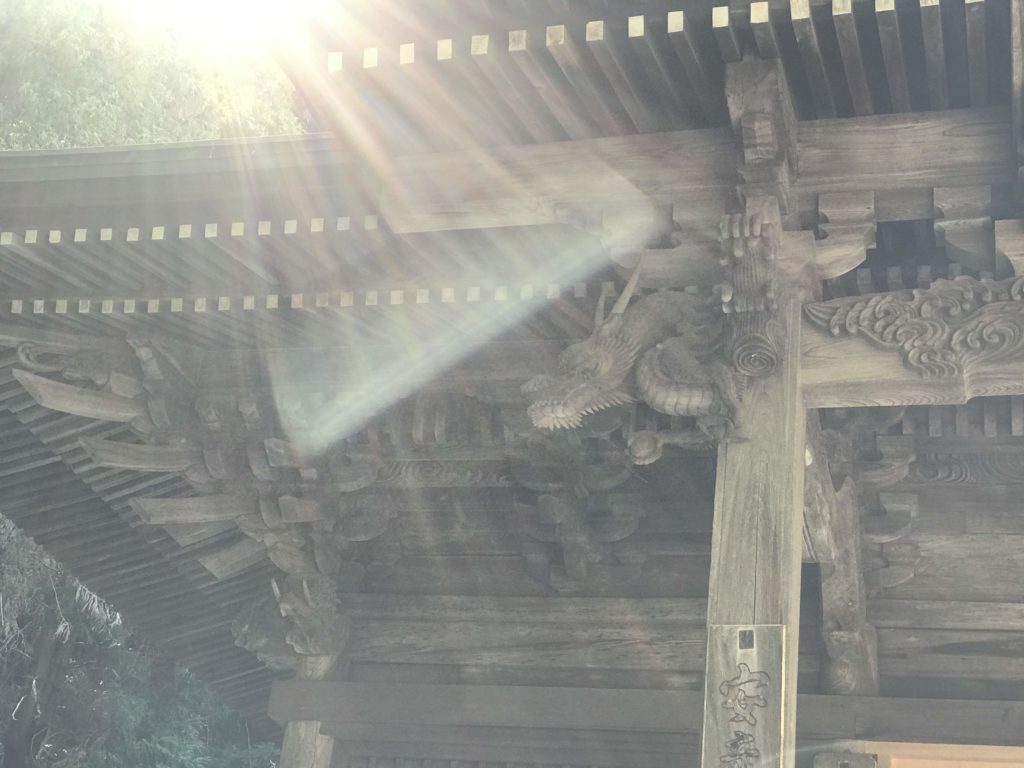 ６５パワースポット龍柱